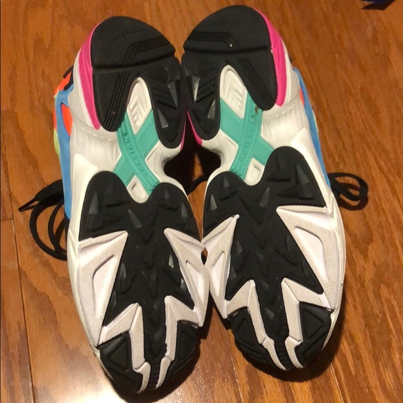 Shoes - Picture 3 of 3